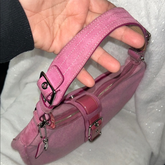 Coach RARE Vintage Suede Leather Canvas Pink Shoulder Bag with Buckle flap - Picture 10 of 17